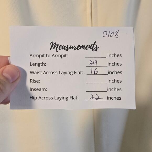 Panther Ivory A-Line Skirt, Size 15/16 – Classic Capsule Wardrobe Style [0108] - Picture 6 of 8